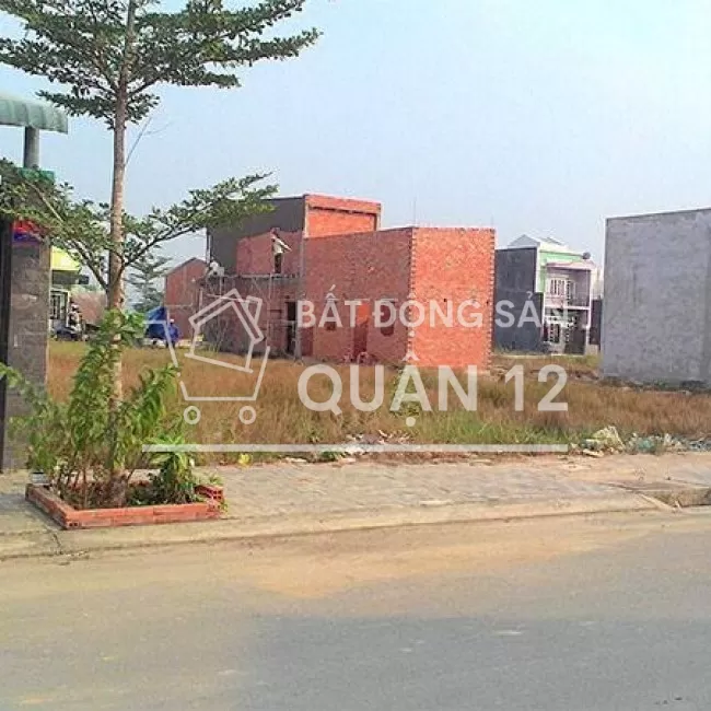 Chủ nhà về quê thu hồi vốn gấp lô 100m2 Q12 giá bán 2tỷ