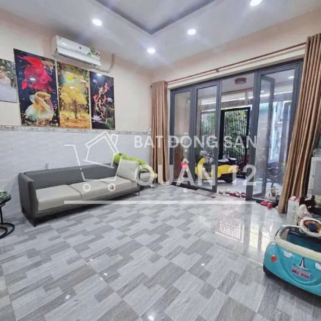 Nhà cấp 4 — 80m2 ( 4,3x19 ) Trung Mỹ Tây 13 Q12 , liền kề chung cư Tô Ký , 3 tỷ nhỉnh 0932030061